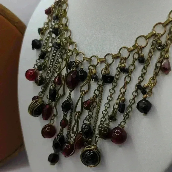Lot of 2 Statement Necklaces: Gold-Tone Bib Dangle & Bronze Red Beaded Chain - Picture 9 of 10